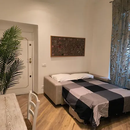 Casa Vaticano * Řím